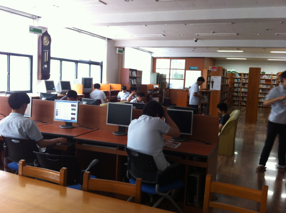 춘천기계공고 도서관 사진